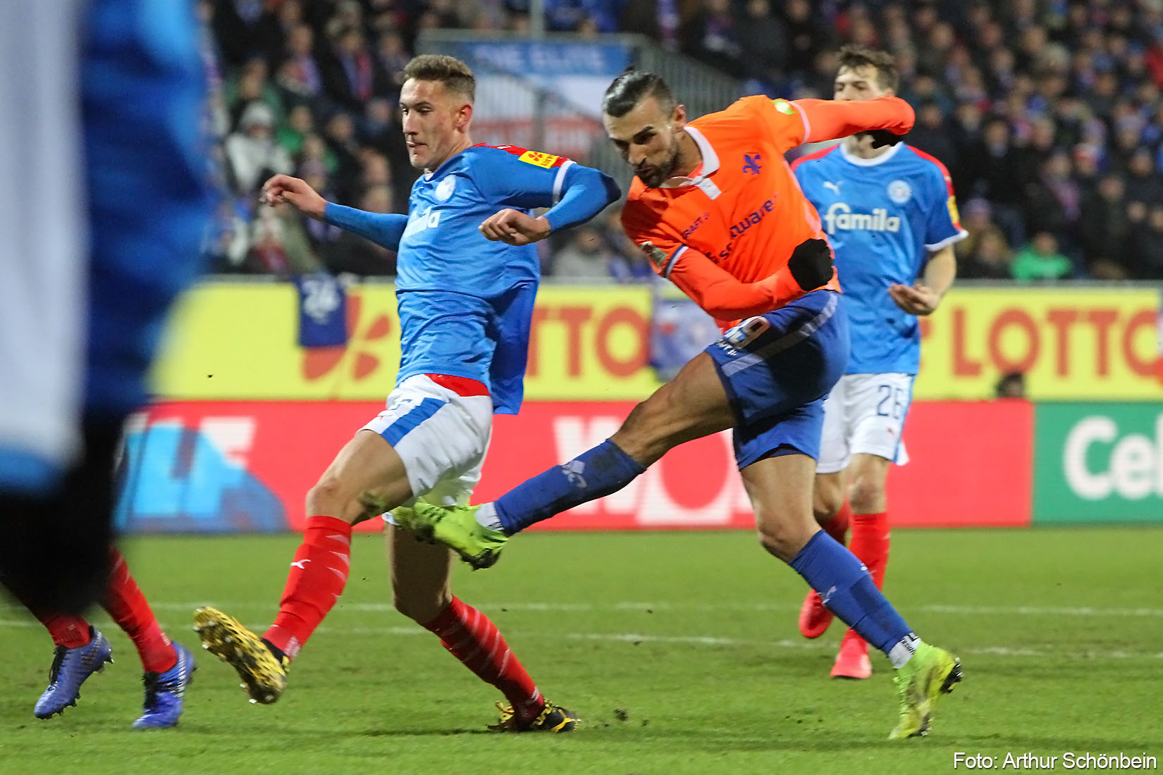 Impressionen vom Spiel gegen Holstein Kiel