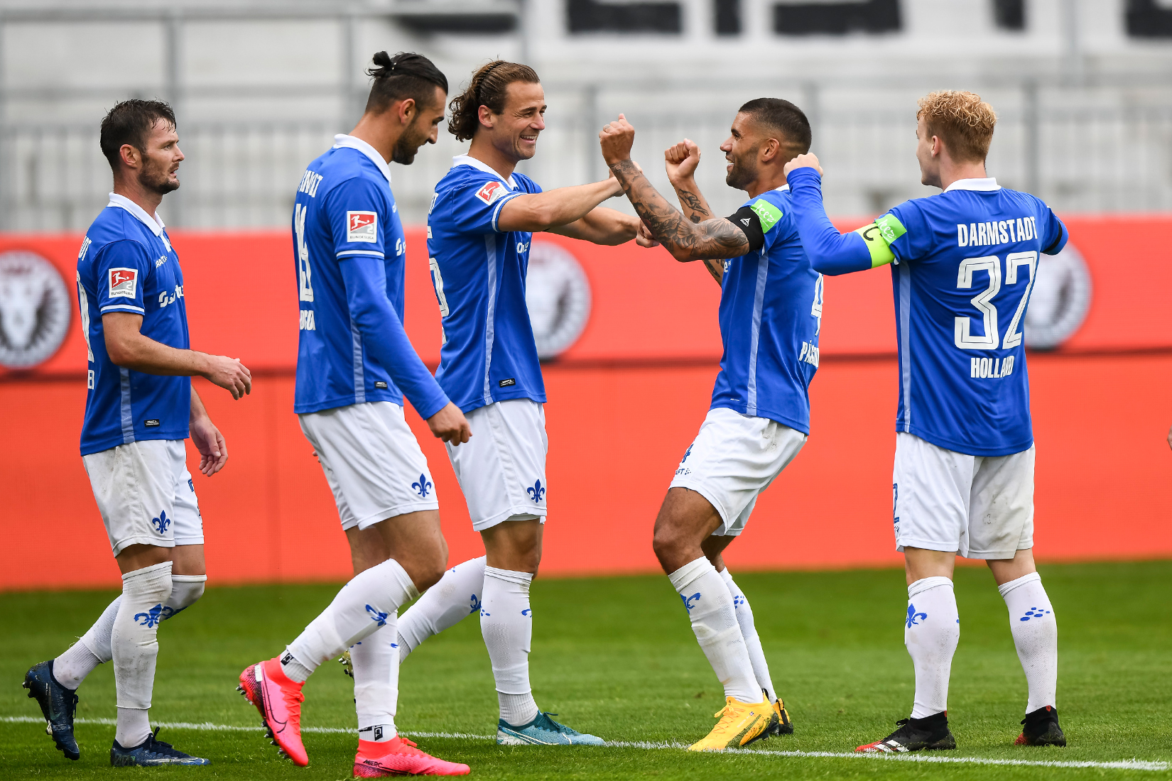 Victor Pálsson über den Teamgeist bei den Lilien