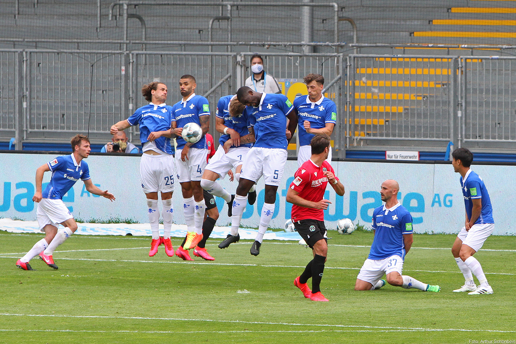 Impressionen vom Geisterspiel gegen Hannover 96