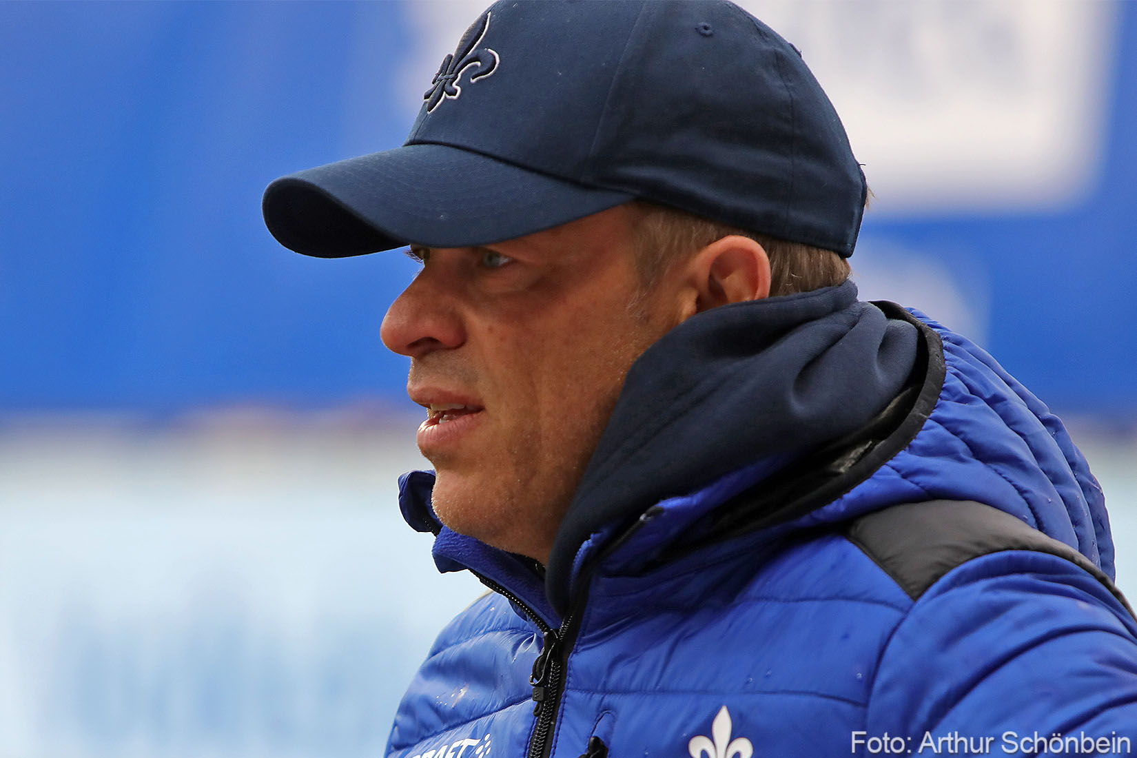Markus Anfang vor dem Spiel gegen den Hamburger SV