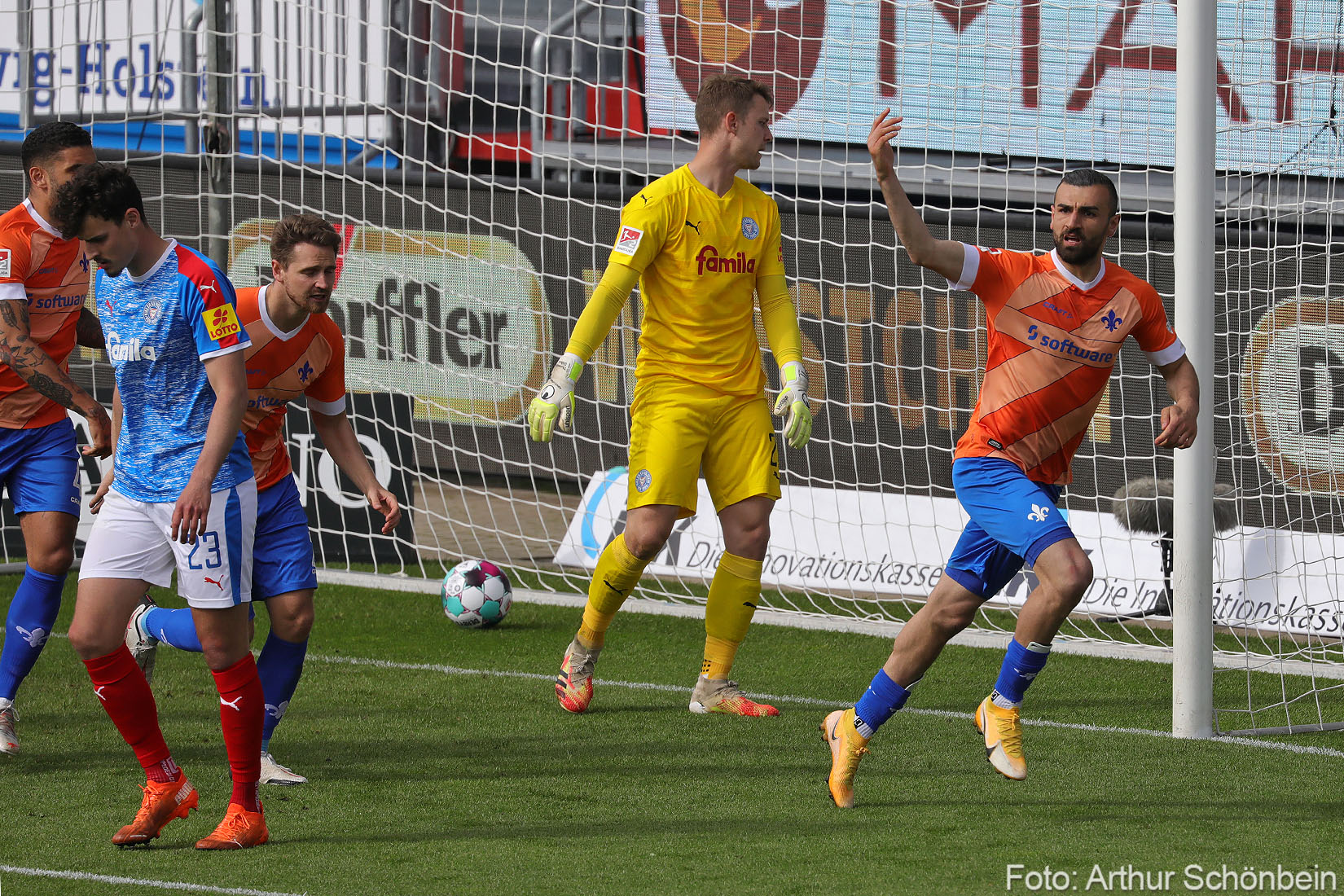 Unsere Bilder vom Spiel in Kiel