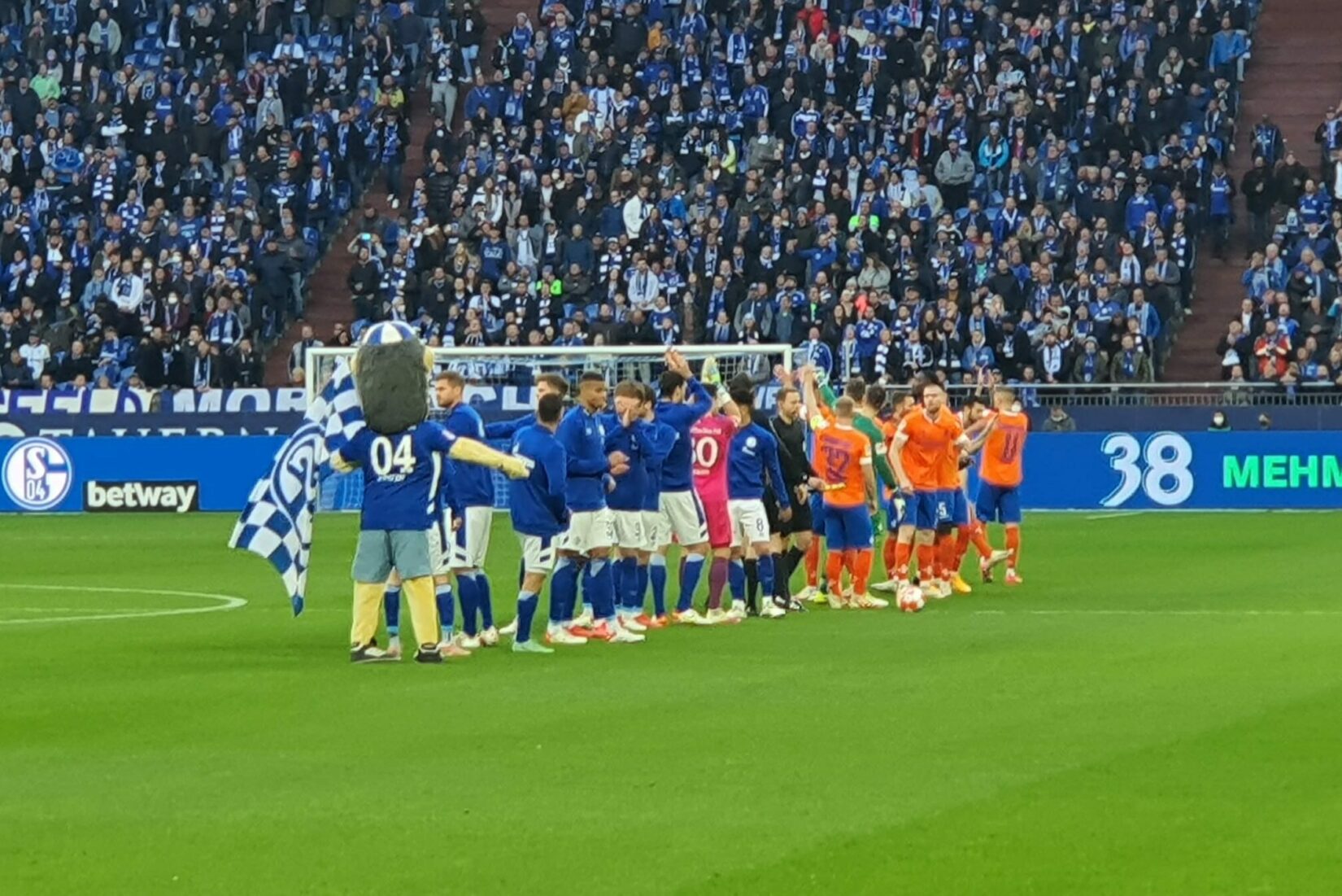 FC Schalke 04 – SV Darmstadt 98 2:4 (1:2)