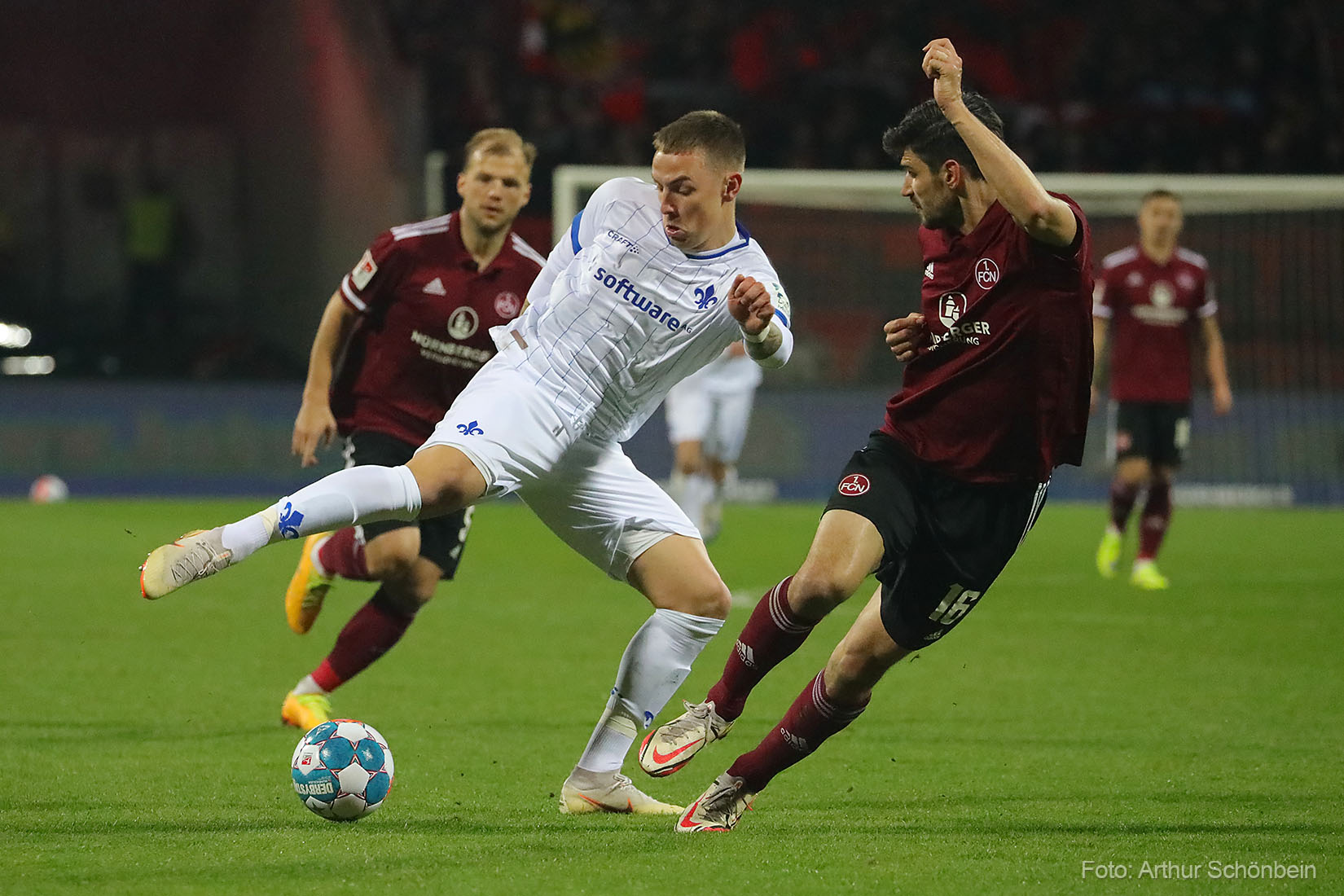 Umfrage: Wie schneiden die Lilien beim Club ab?