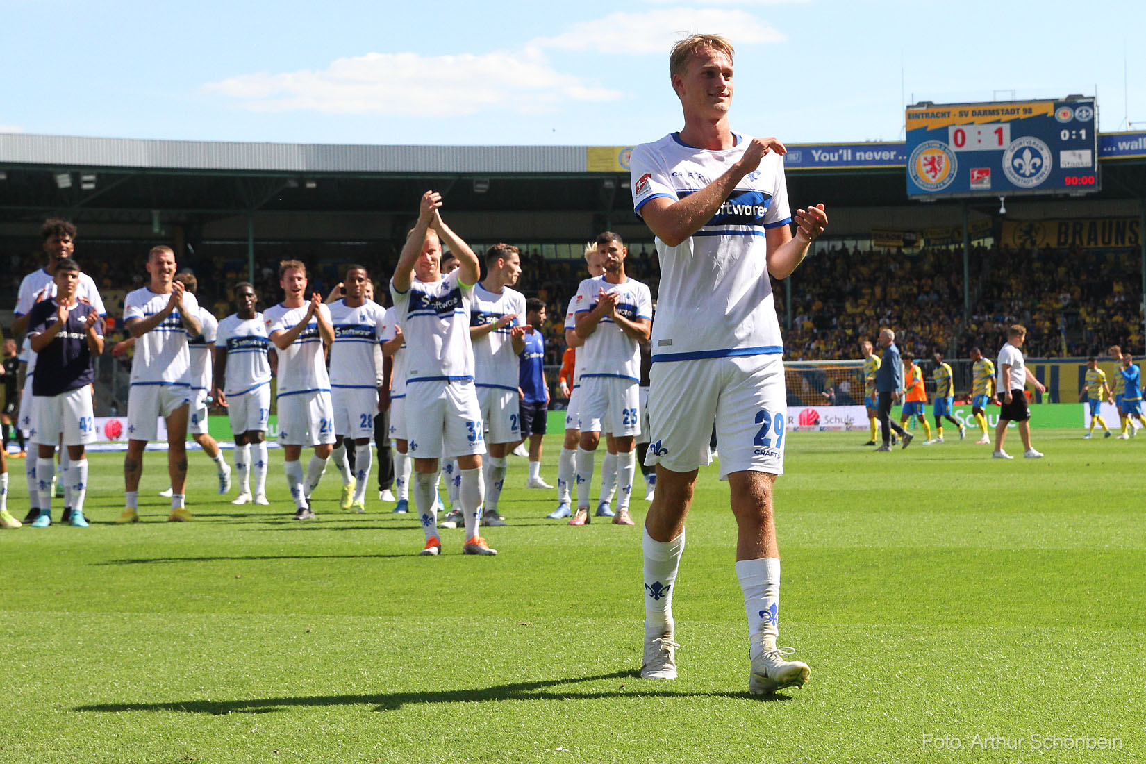 Oscar Vilhelmsson ist Lilien-Spieler des 3. Spieltags