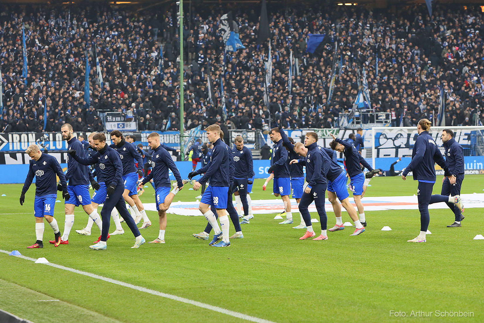 Mittwochsfrage: Auf welcher Position sollten die Lilien nachlegen?