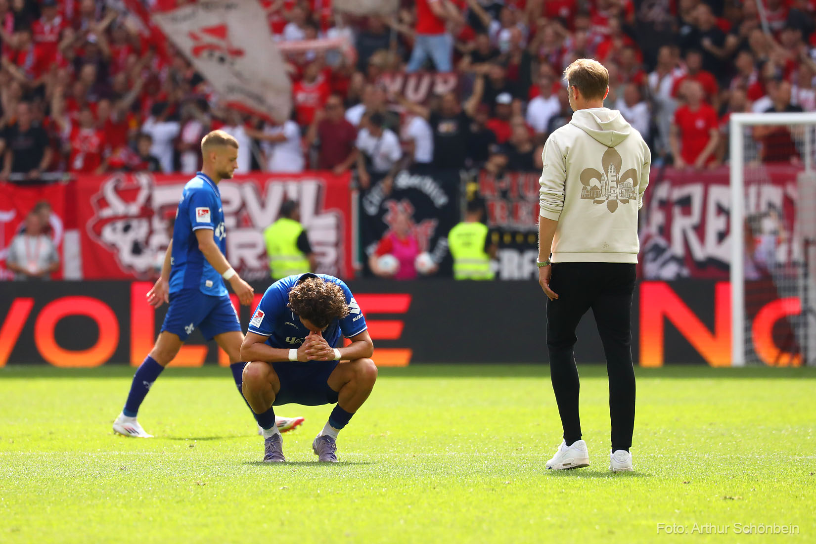 Lilien-Shots – die besten Bilder vom Spiel in Kaiserslautern