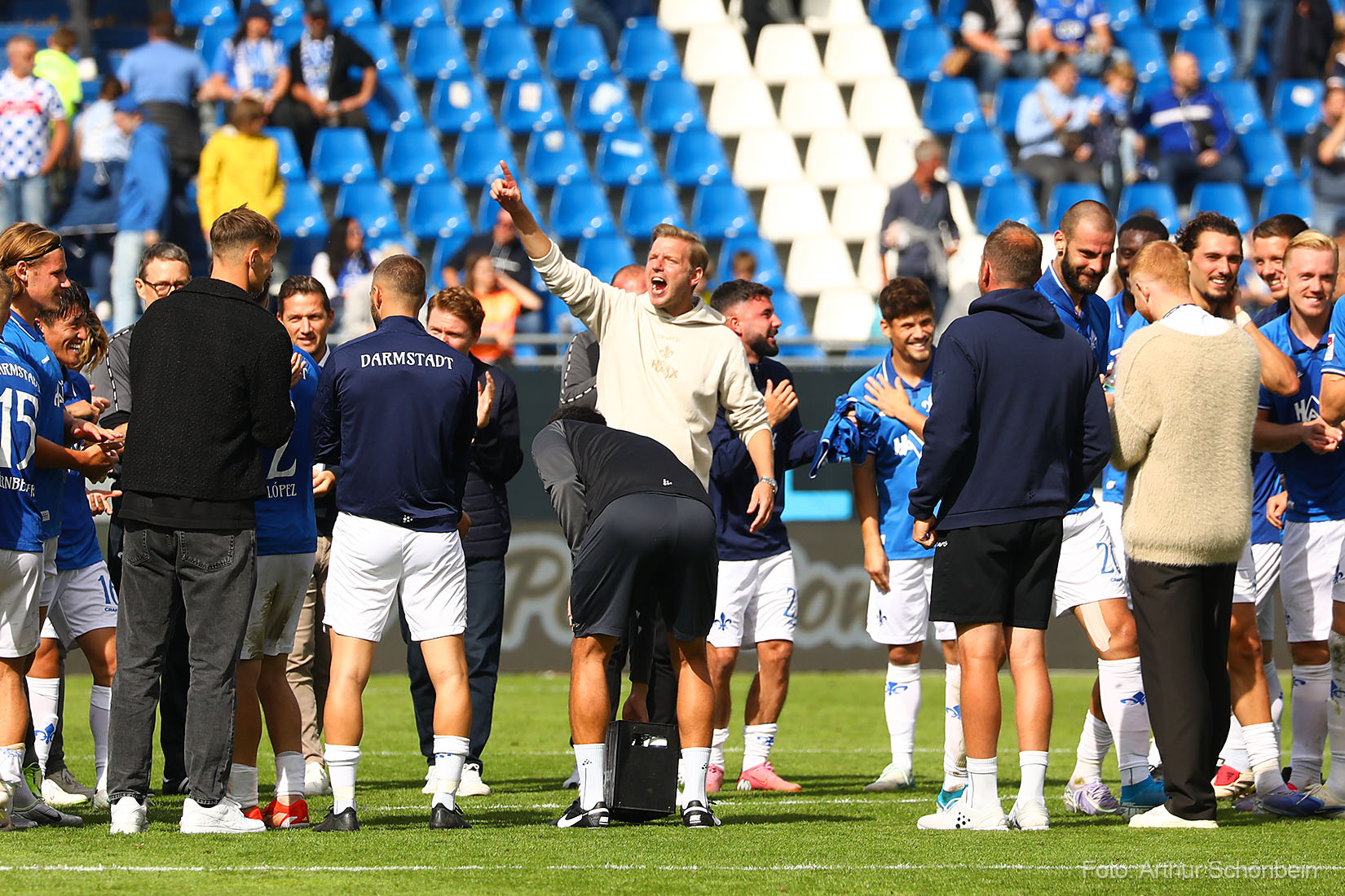 Kohfeldt über Wechsel, Torwartfehler und seinen Spieler des Spiels
