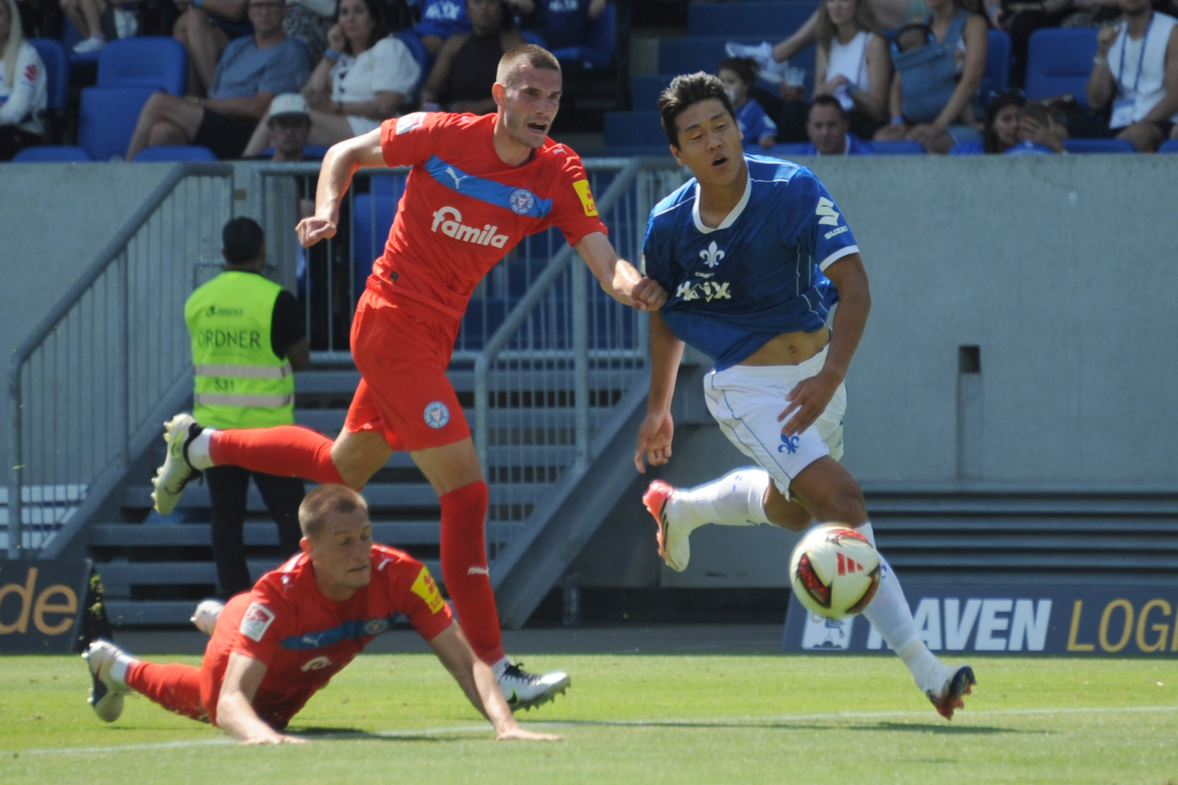 Hojae Lee: Debüt, Tor und eine starke Geste