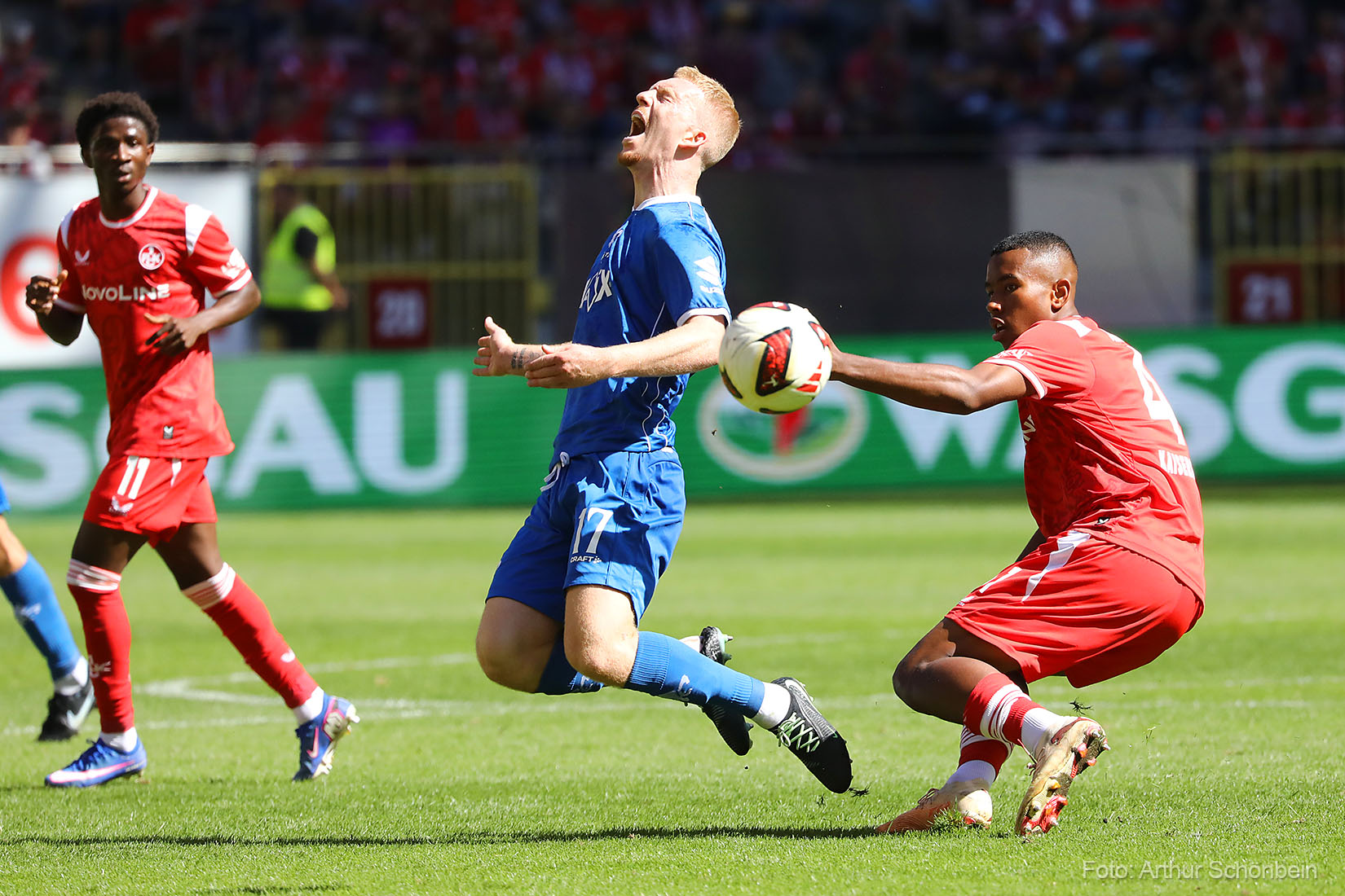 Lilien-Shots – die besten Bilder vom Spiel in Kaiserslautern